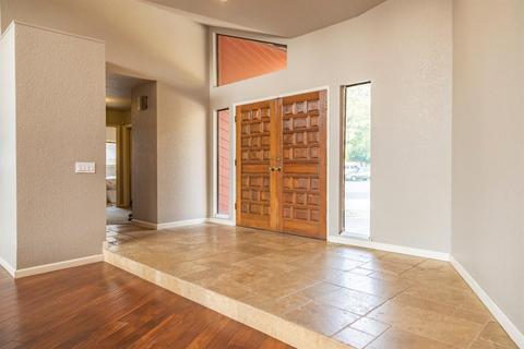 2101 Quebec Ct, Modesto, CA 95356 photo 4