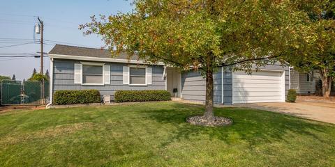 6327 Templeton Dr, Carmichael, CA 95608 photo 2