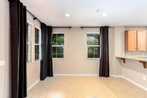 2210 Las Palomas Loop, Lincoln, CA 95648 photo 9