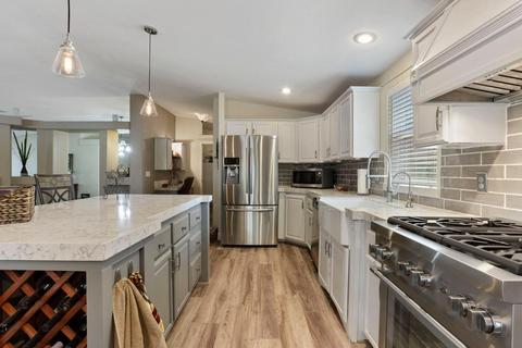10199 Lyons Rd, Ripon, CA 95366 photo 2