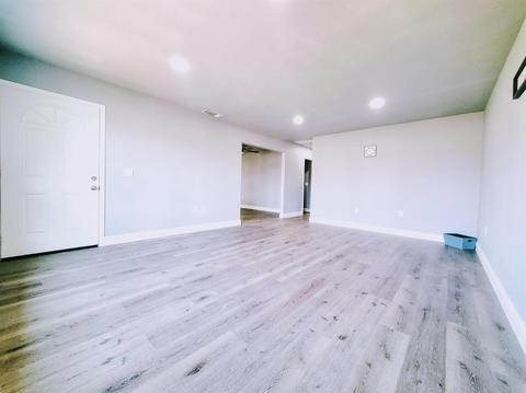 1404 Greenwich Dr, Manteca, CA 95336 photo 5