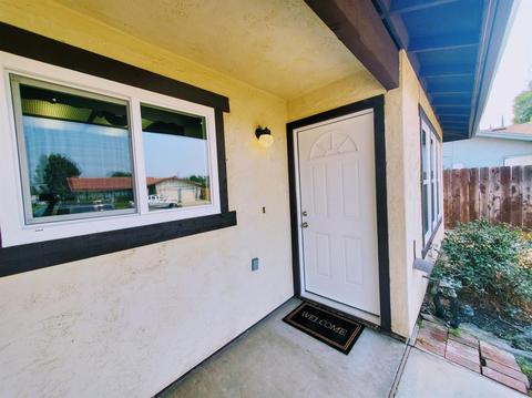 1404 Greenwich Dr, Manteca, CA 95336 photo 2