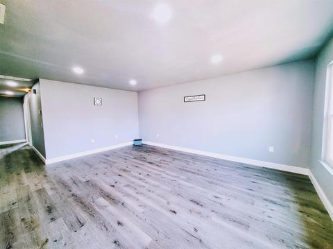 1404 Greenwich Dr, Manteca, CA 95336 photo 3