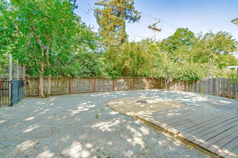 821 Pine Ln, Davis, CA 95616 photo 21