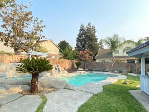 1718 Bergthold Ct, Manteca, CA 95336 photo 3