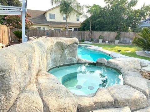 1718 Bergthold Ct, Manteca, CA 95336 photo 2