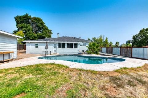 8025 Peerless Ave, Orangevale, CA 95662 photo 2