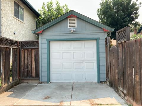 950 F St, Tracy, CA 95376 photo 3