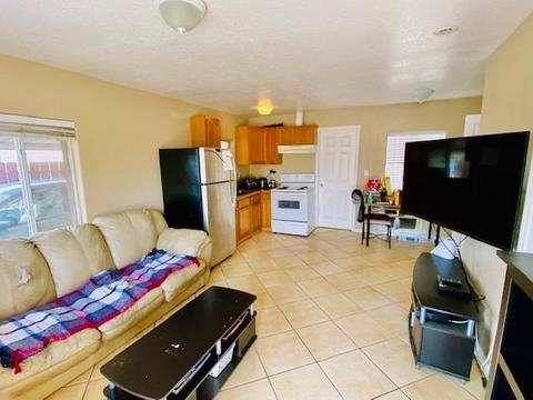 1033 Beverly, Modesto, CA 95351 photo 3