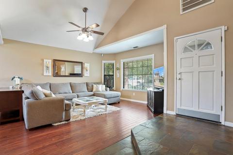 2061 Zaiger Way, Modesto, CA 95350 photo 5