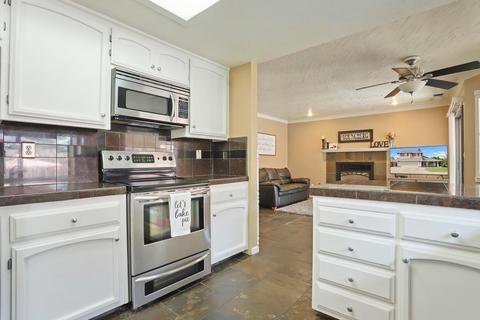 2061 Zaiger Way, Modesto, CA 95350 photo 14