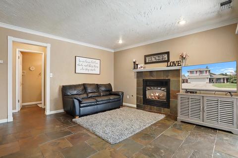 2061 Zaiger Way, Modesto, CA 95350 photo 16