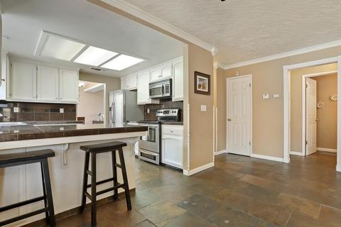 2061 Zaiger Way, Modesto, CA 95350 photo 17
