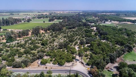 1490 Church St, Modesto, CA 95357 photo 4