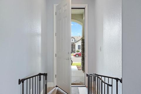 2044 Brocchini Ln, Manteca, CA 95337 photo 5