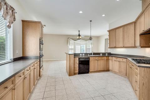 1687 E Langum Way, Manteca, CA 95337 photo 12