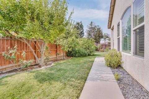 1687 E Langum Way, Manteca, CA 95337 photo 8