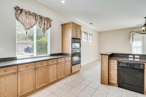 1687 E Langum Way, Manteca, CA 95337 photo 13