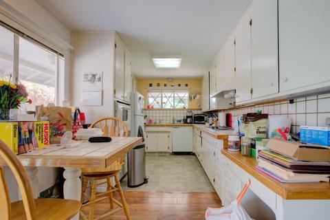1622 Augusta Ct, Modesto, CA 95350 photo 7