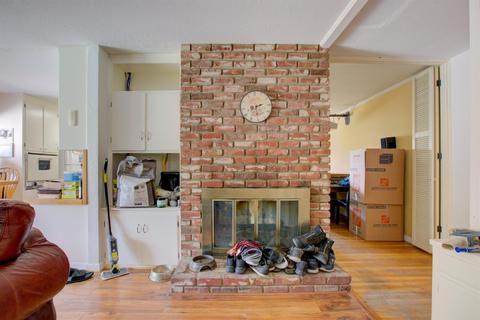 1622 Augusta Ct, Modesto, CA 95350 photo 8