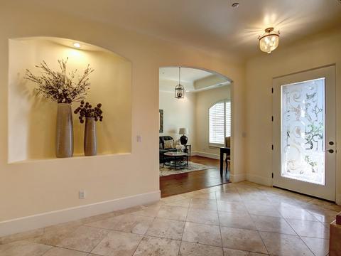6105 Holt Ln, Carmichael, CA 95608 photo 2