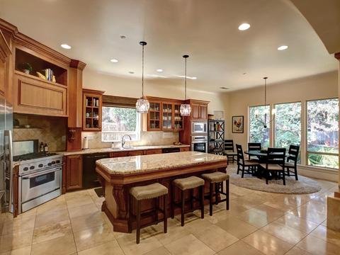 6105 Holt Ln, Carmichael, CA 95608 photo 11