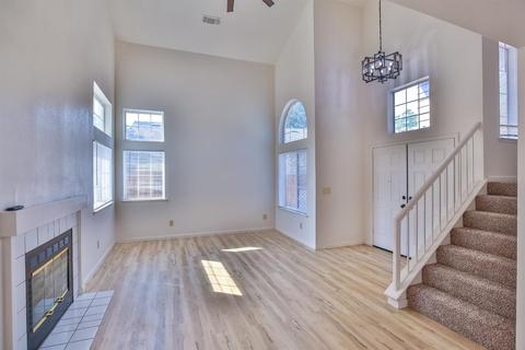 8433 Bramble Bush Cir, Antelope, CA 95843 photo 4