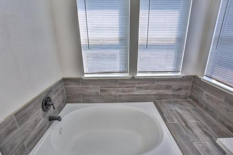 8433 Bramble Bush Cir, Antelope, CA 95843 photo 34
