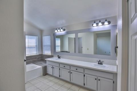 8433 Bramble Bush Cir, Antelope, CA 95843 photo 31