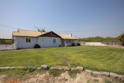 1213 S Mitchell Rd, Turlock, CA 95380 photo 2