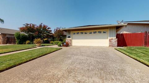 1049 Summit Way, Manteca, CA 95336 photo 3