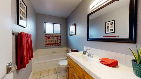 1049 Summit Way, Manteca, CA 95336 photo 18
