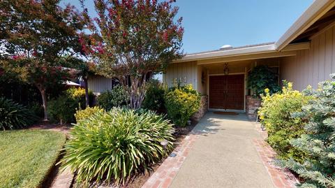 1049 Summit Way, Manteca, CA 95336 photo 5