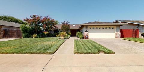1049 Summit Way, Manteca, CA 95336 photo 2