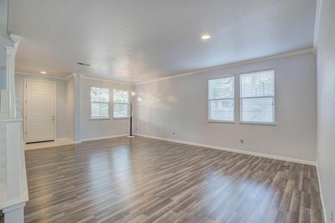 11173 Graeton Cir, Mather, CA 95655 photo 3