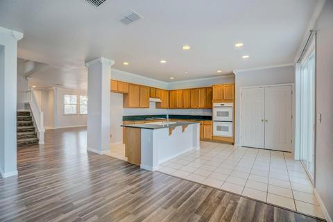 11173 Graeton Cir, Mather, CA 95655 photo 2