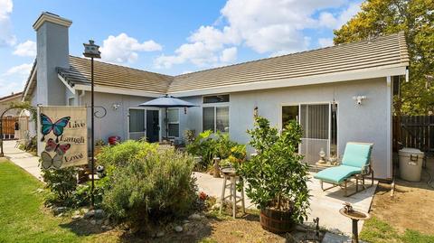125 Silver Spruce Ct, Galt, CA 95632 photo 2