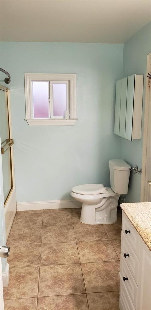 1532 Dezzani Ln, Modesto, CA 95358 photo 17