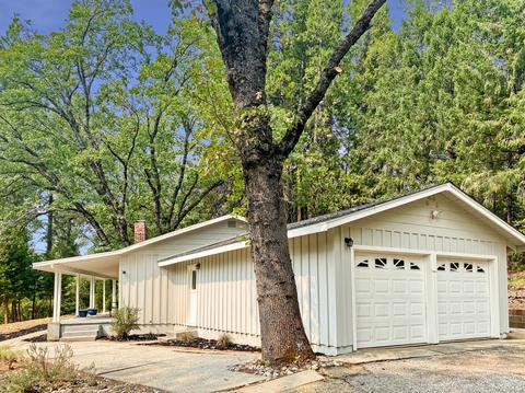 12666 Burma Rd, Grass Valley, CA 95945 photo 2
