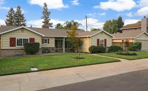 1700 Lake St, Lodi, CA 95242 photo 2