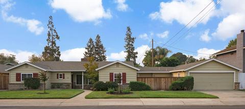 1700 Lake St, Lodi, CA 95242 photo 1