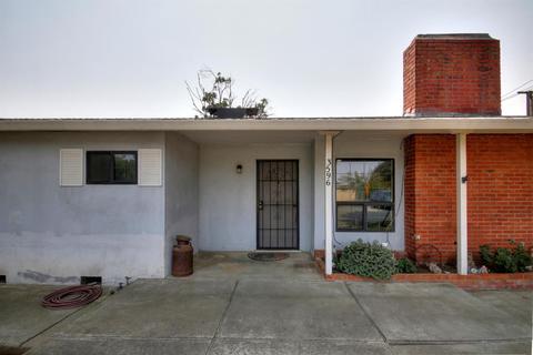 3596 E Collier Rd, Acampo, CA 95220 photo 2