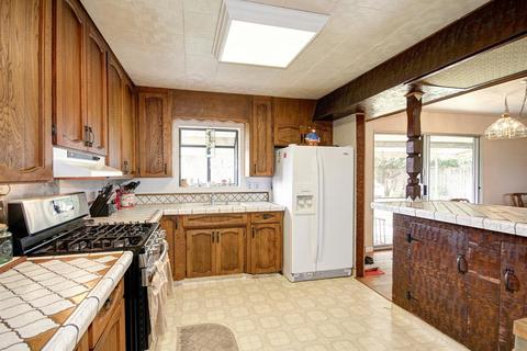 3596 E Collier Rd, Acampo, CA 95220 photo 12