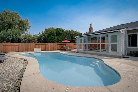 5009 Schuyler Dr, Carmichael, CA 95608 photo 35