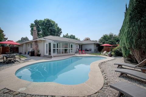 5009 Schuyler Dr, Carmichael, CA 95608 photo 3