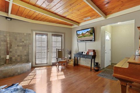 1601 Irwin Ave, Escalon, CA 95320 photo 8