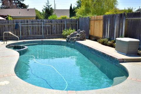 1617 Pantaleo Dr, Modesto, CA 95355 photo 2