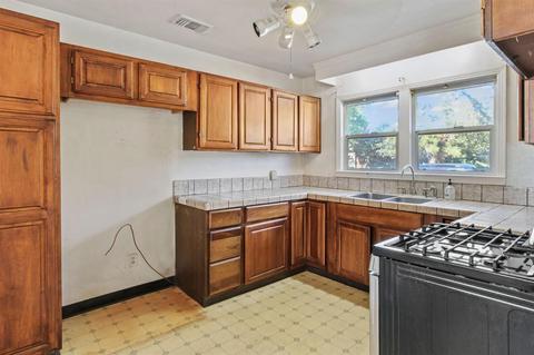2254 Rainbow Ave, Sacramento, CA 95821 photo 9