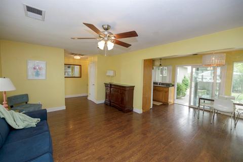 690 Penn Ave, Turlock, CA 95382 photo 9