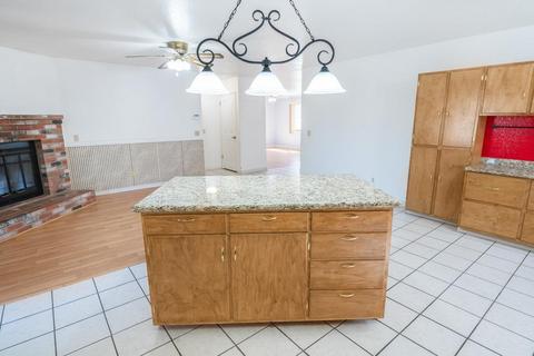 881 Buchanon Ln, Manteca, CA 95336 photo 10